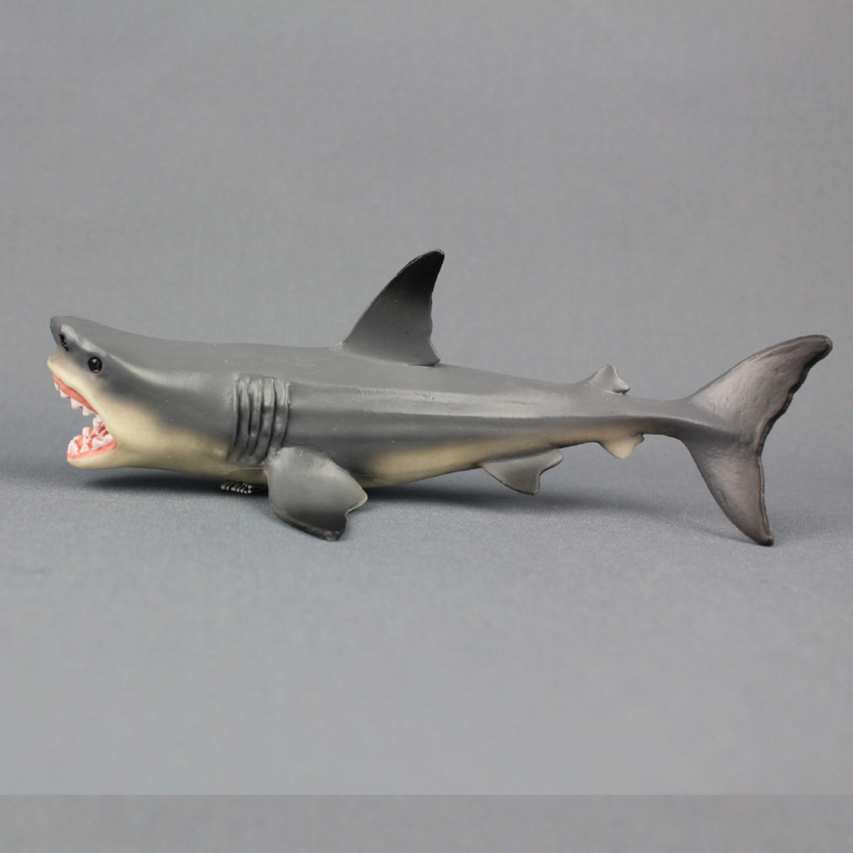 Megalodon Prehistoric Shark Toy Model Diecast Model Desk Decor Home