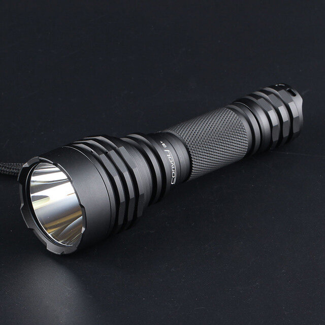 convoy c8  sst40 2000 lumens 6500k 5000k 18650 flashlight